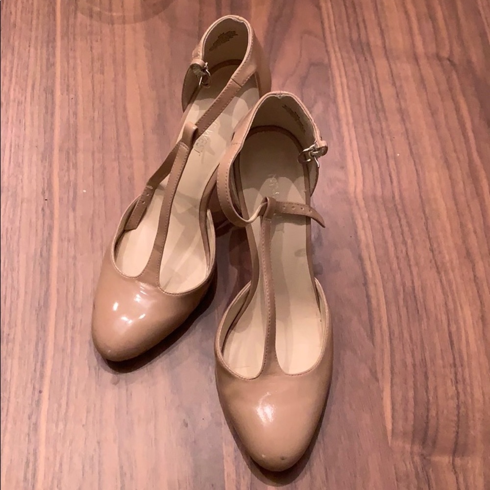 Nine West Nude Mary Jane Heels